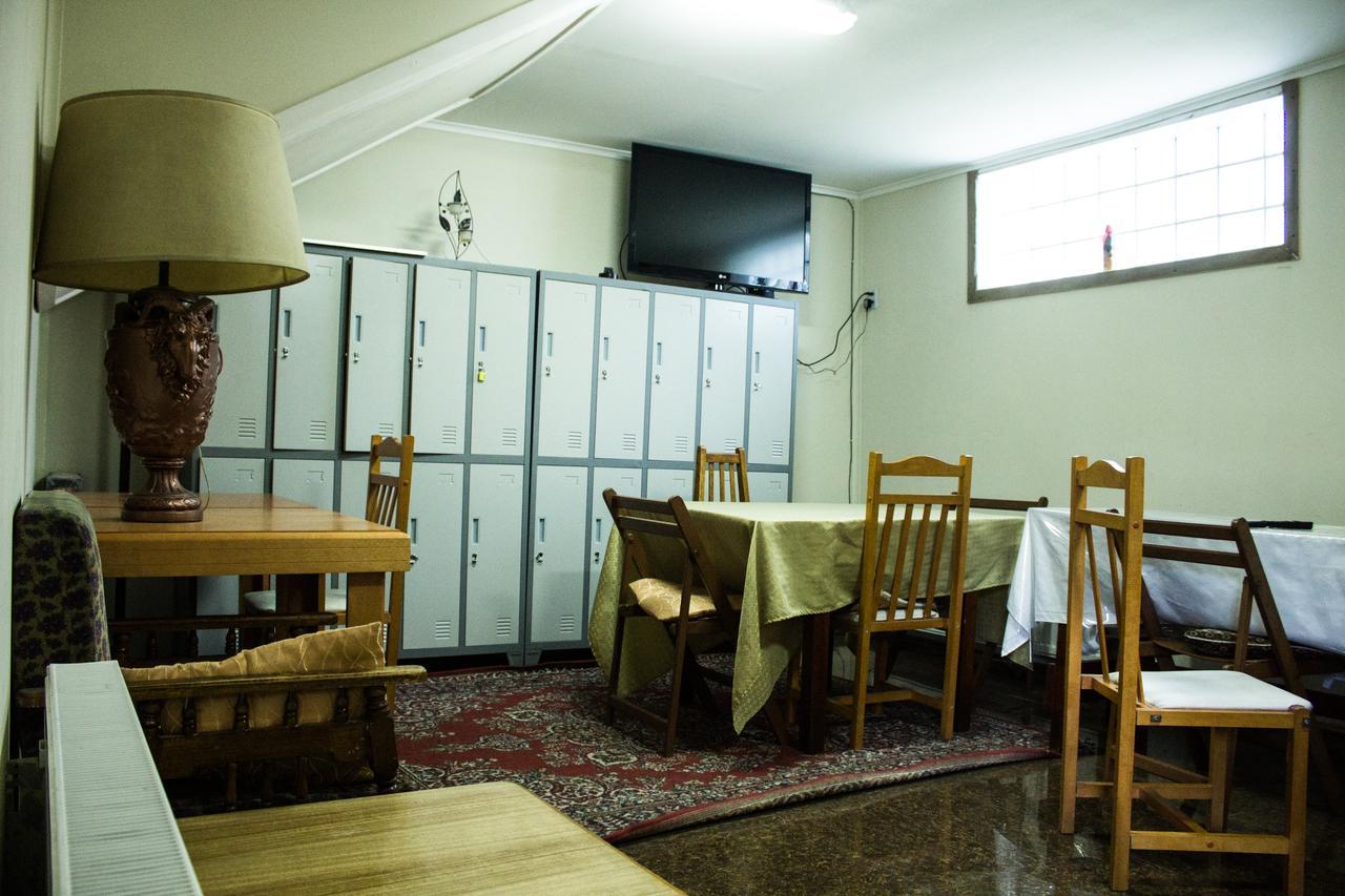 Hostal Chiloe Hostel Punta Arenas Luaran gambar