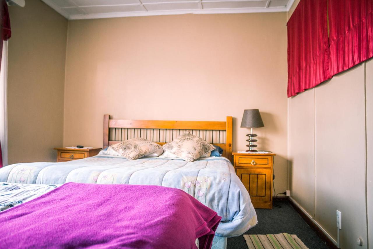 Hostal Chiloe Hostel Punta Arenas Luaran gambar